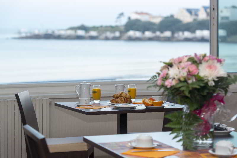 Cerise Royan - Le Grand Hotel De La Plage Exteriör bild