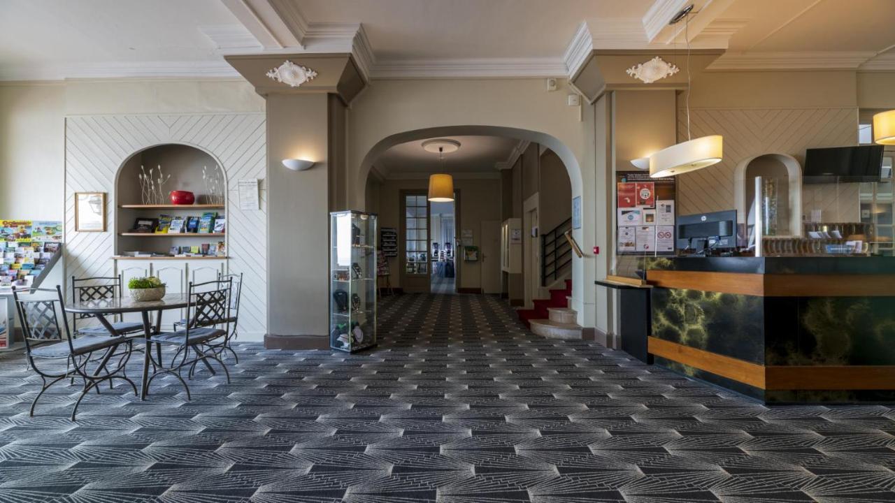 Cerise Royan - Le Grand Hotel De La Plage Exteriör bild