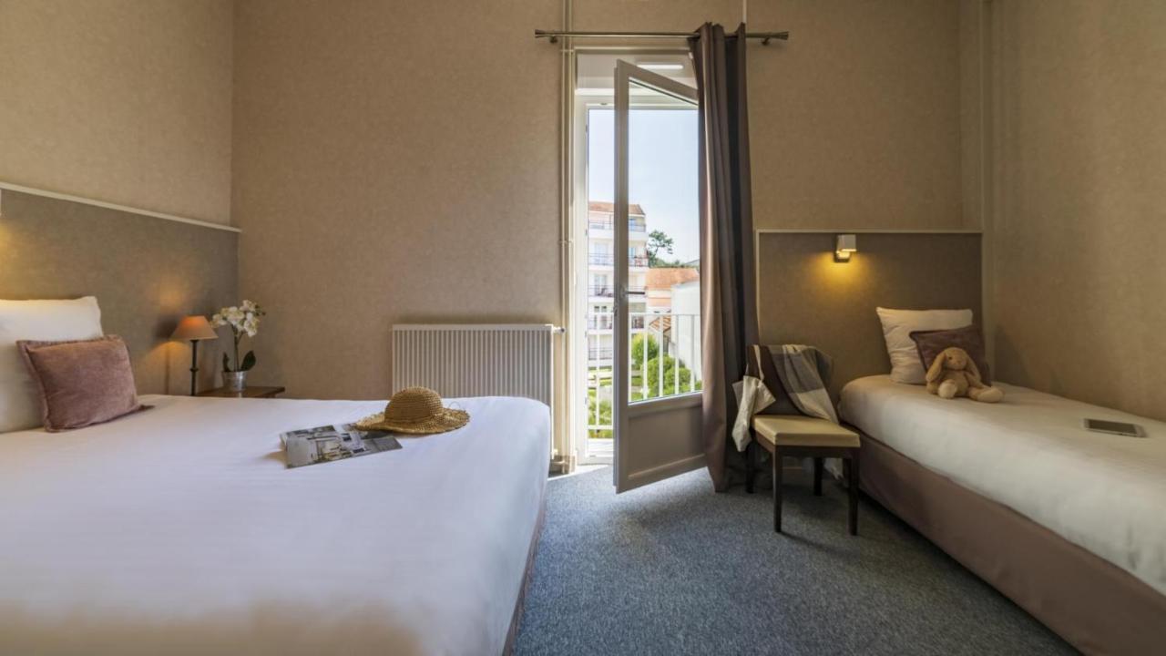 Cerise Royan - Le Grand Hotel De La Plage Exteriör bild