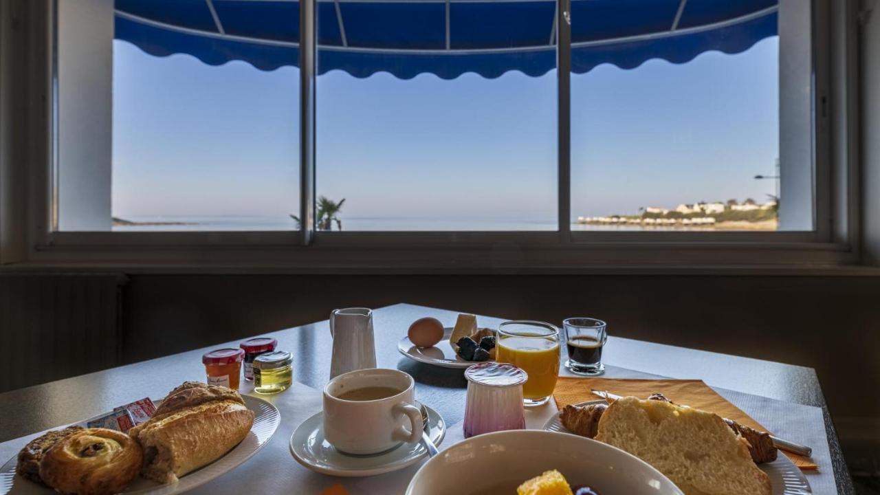 Cerise Royan - Le Grand Hotel De La Plage Exteriör bild