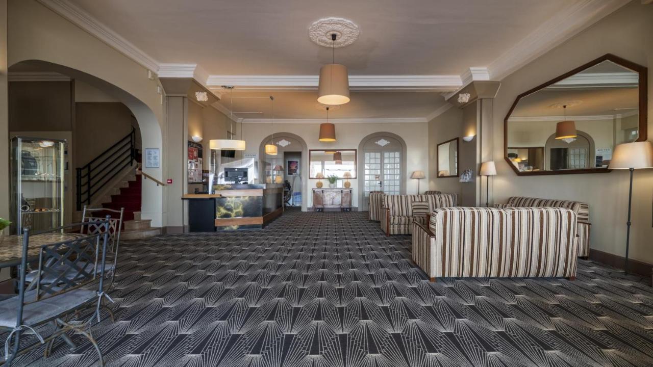 Cerise Royan - Le Grand Hotel De La Plage Exteriör bild