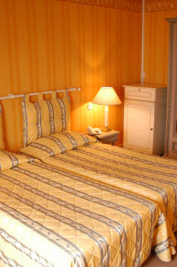 Cerise Royan - Le Grand Hotel De La Plage Rum bild